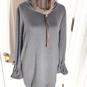 Hem & Thread Charcoal Tunic with Plaid collar soft warm sweatshirt T338 medium